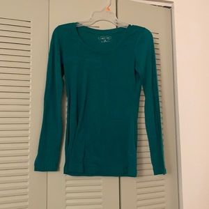 Woman’s medium long sleeved shirt from Maurices.